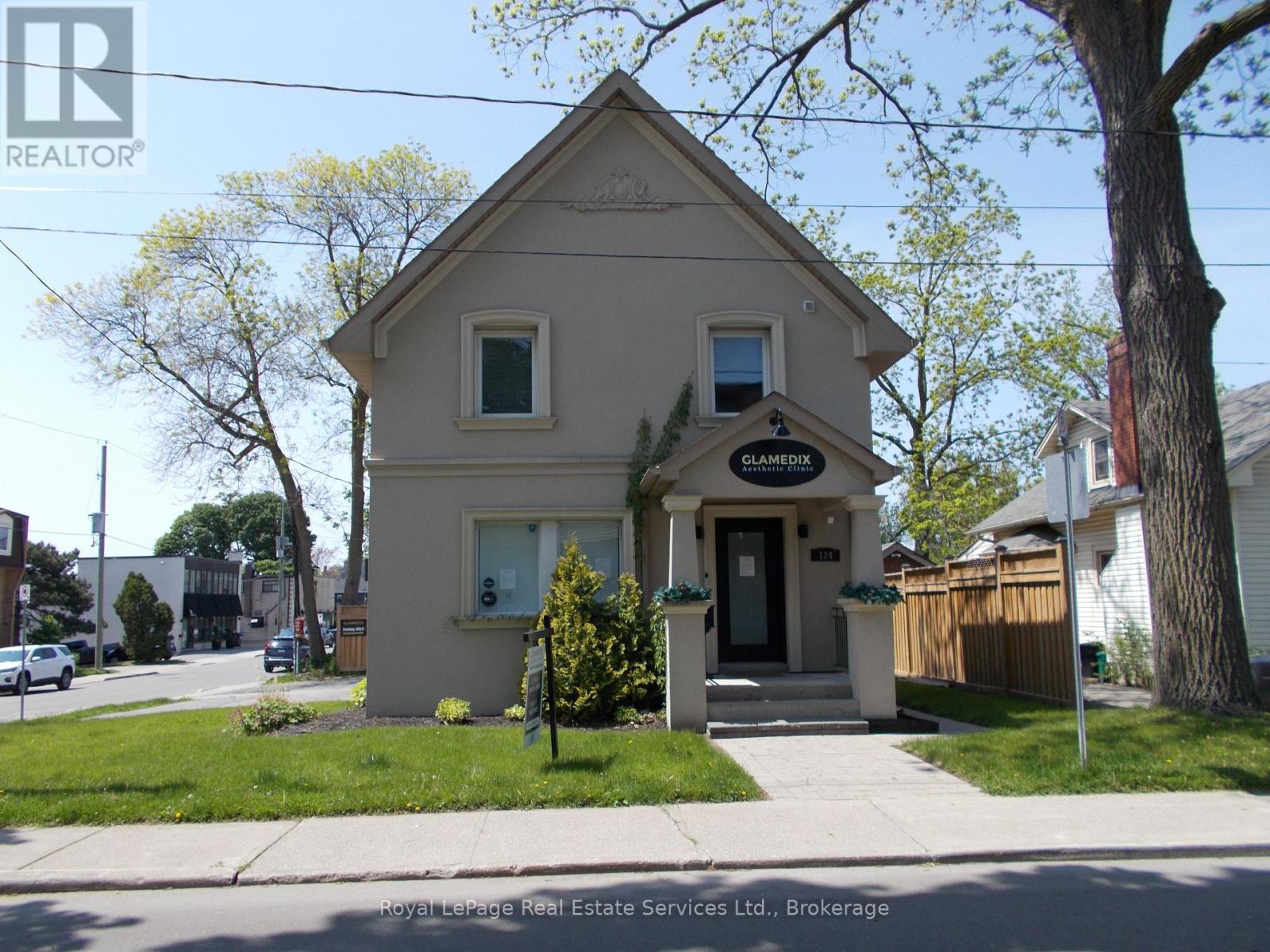 124 Wilson Street, Oakville, Ontario  L6K 3G8 - Photo 1 - W12190009