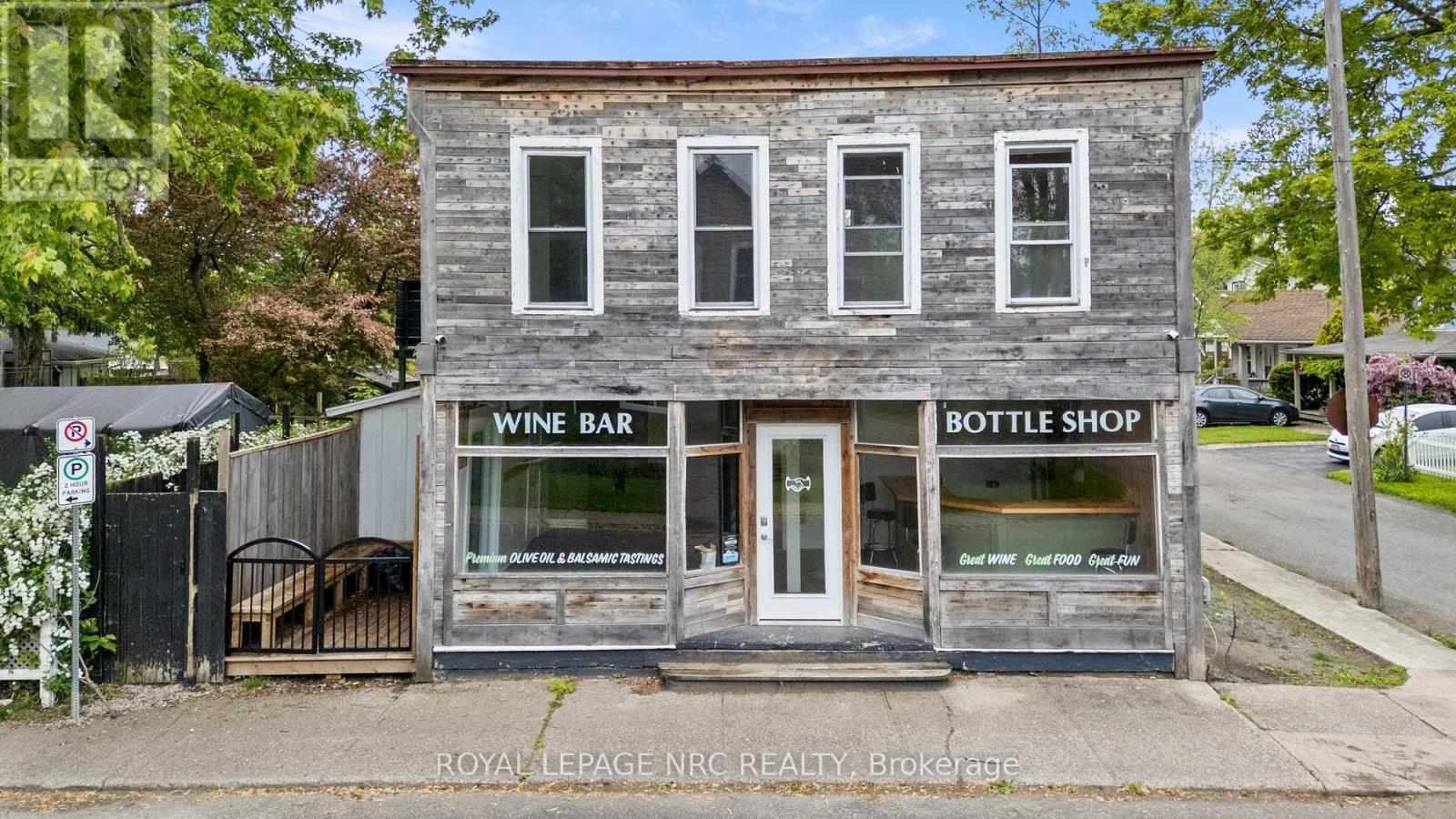 301 Derby Road, Fort Erie (Crystal Beach), Ontario  L0S 1B0 - Photo 1 - X12189933