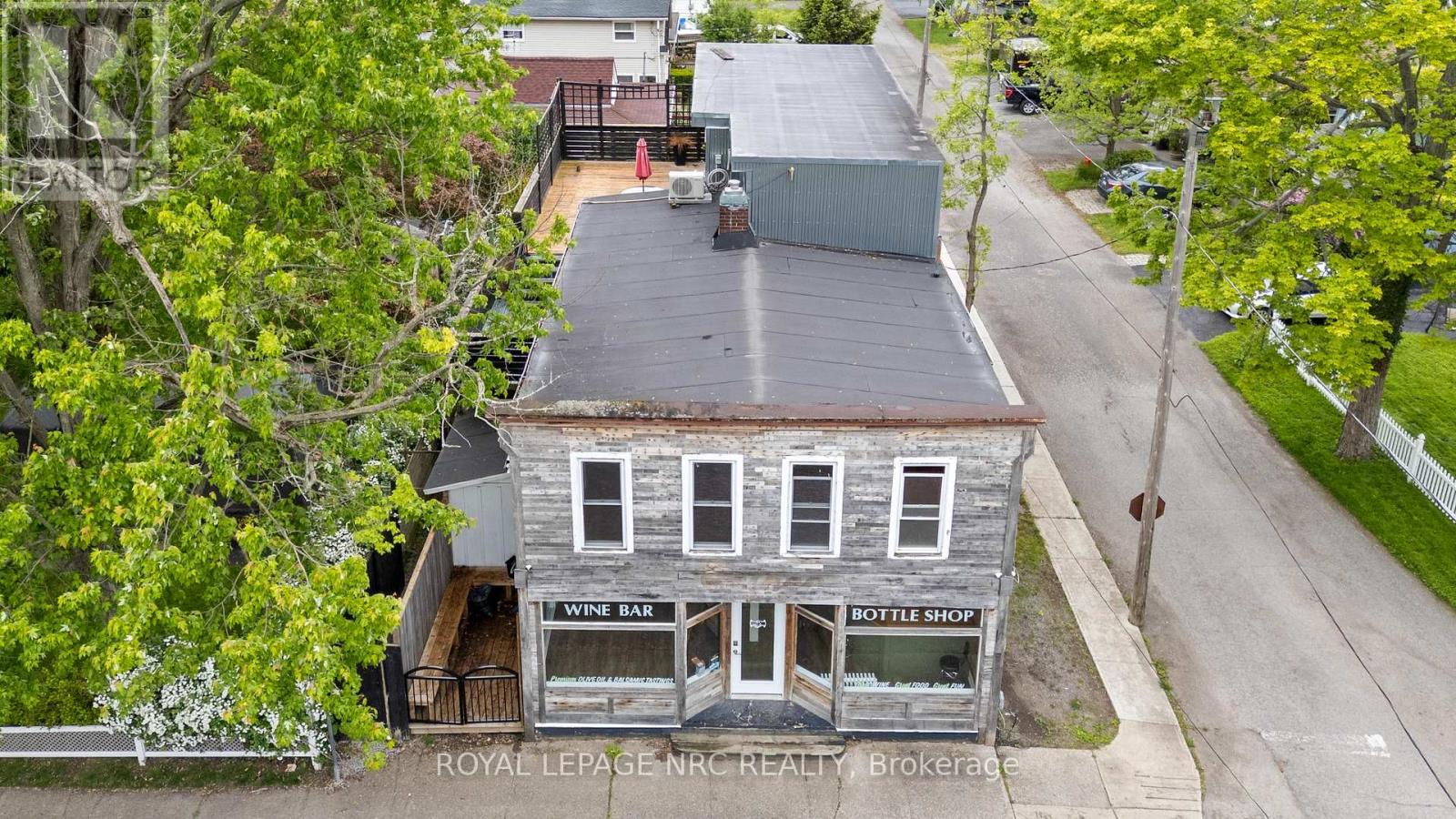 301 Derby Road, Fort Erie, Ontario  L0S 1B0 - Photo 2 - X12189933