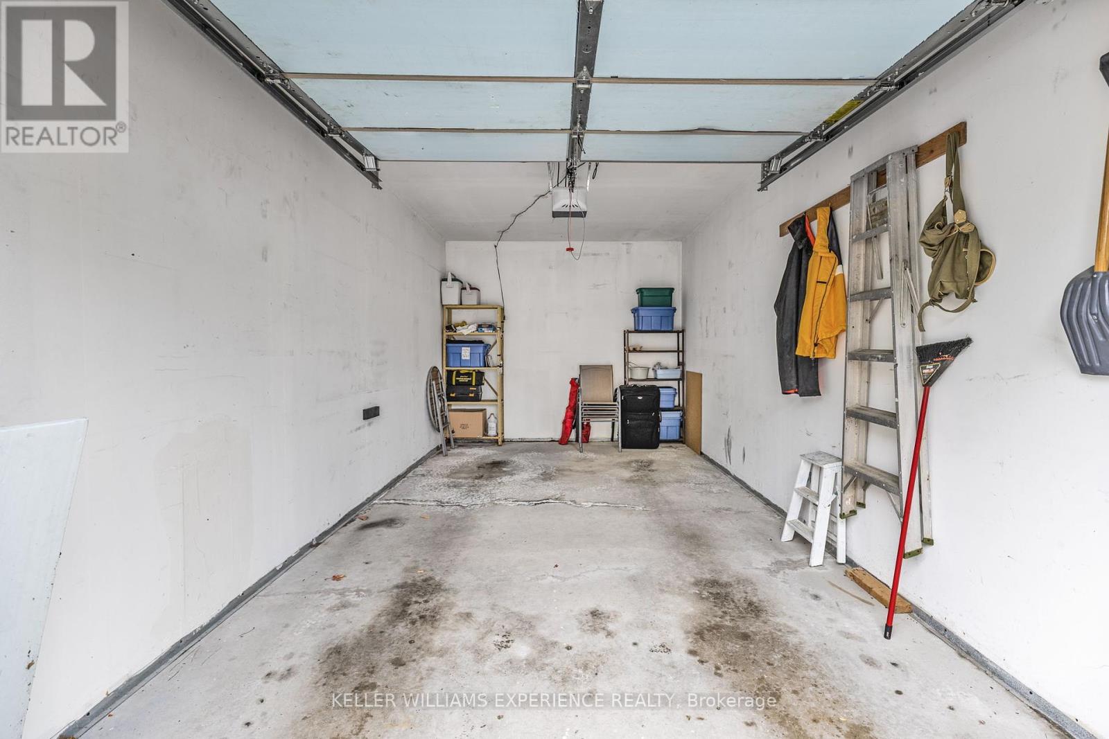 9 Westmount Drive S, Orillia, Ontario  L3V 6C8 - Photo 6 - S12189817