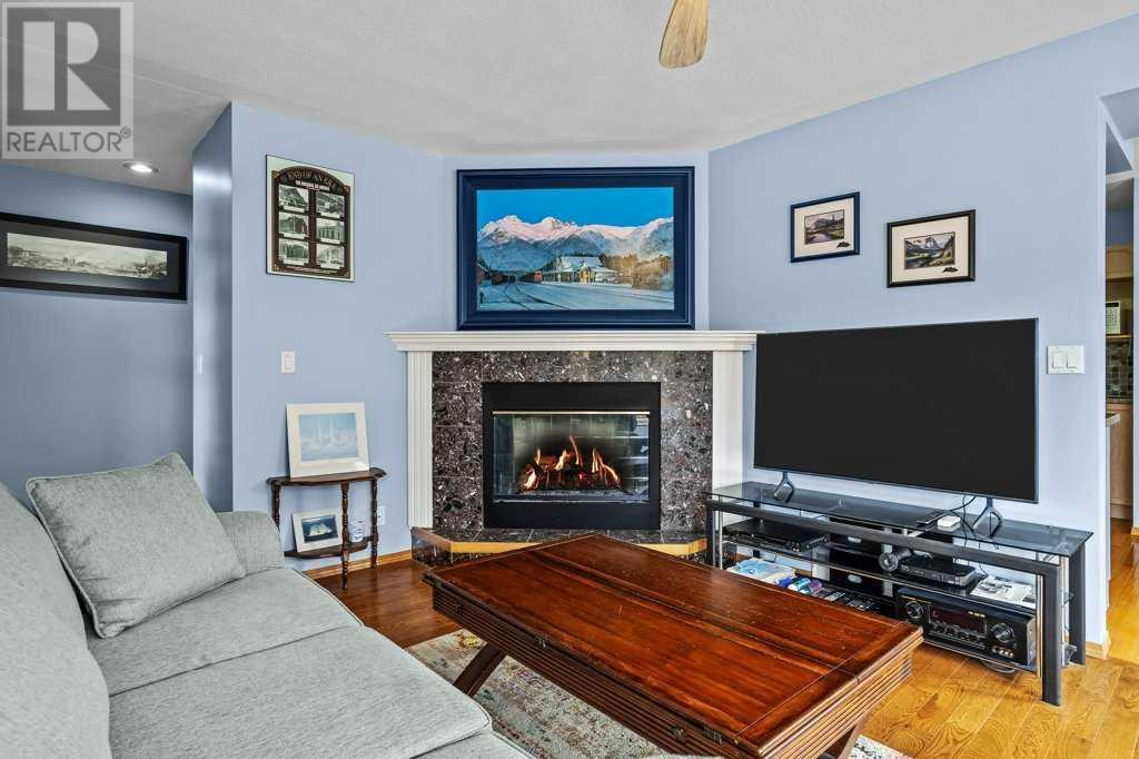 Property at 2, 637 4th Street NW image 1