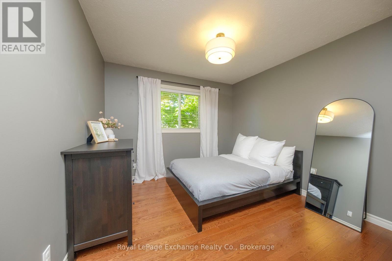 348 Stickel Street W, Saugeen Shores, Ontario  N0H 2C1 - Photo 19 - X12189914