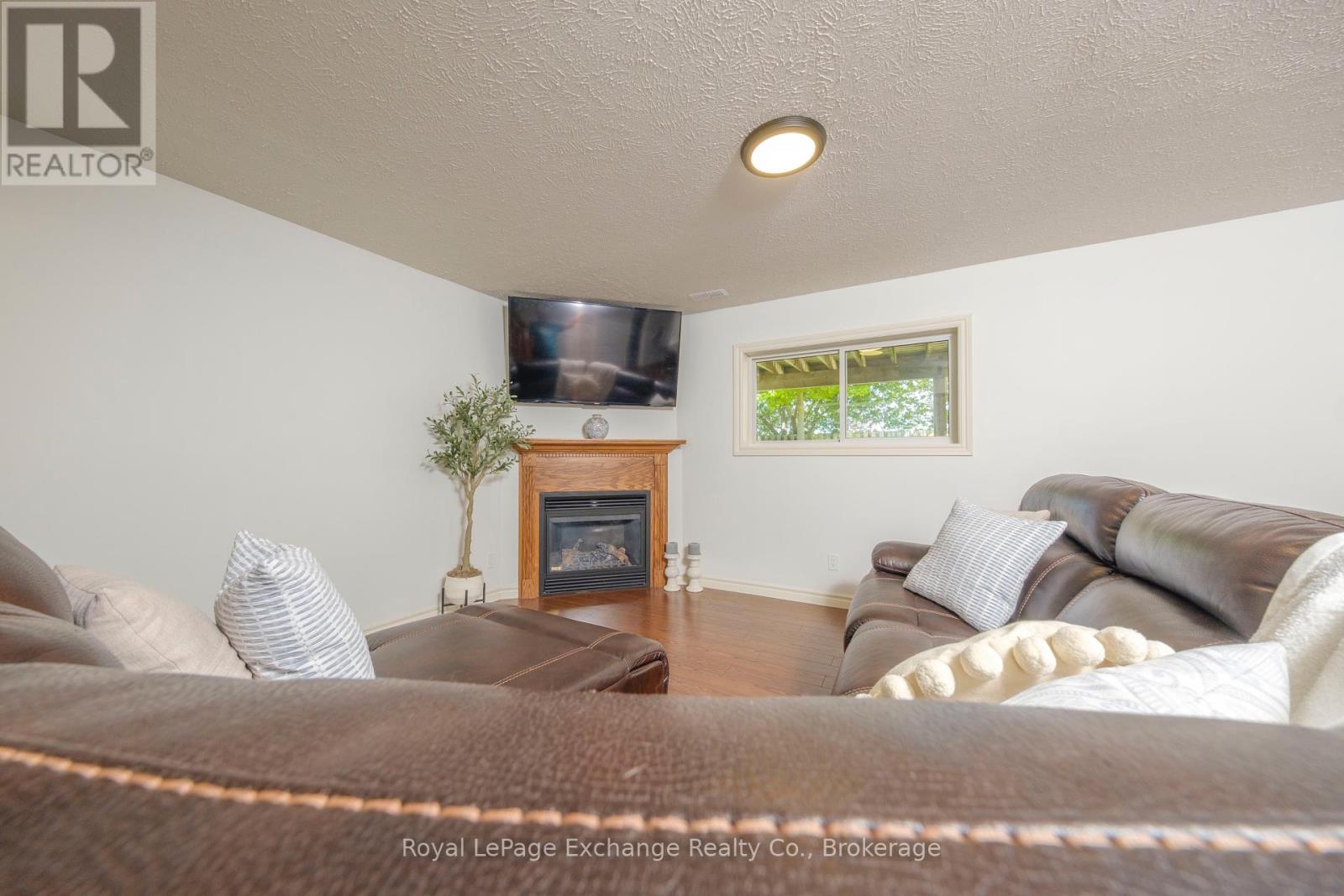 348 Stickel Street W, Saugeen Shores, Ontario  N0H 2C1 - Photo 24 - X12189914