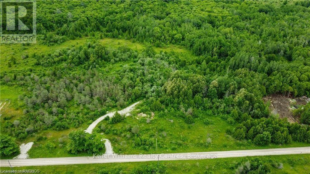 150 Lindsay Road 40, Northern Bruce Peninsula, Ontario  N0H 1Z0 - Photo 12 - X12189918
