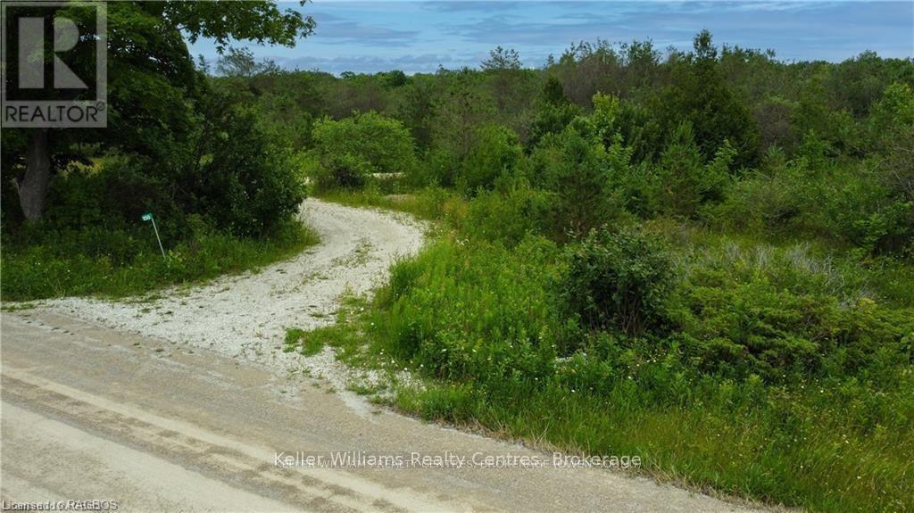 150 Lindsay Road 40, Northern Bruce Peninsula, Ontario  N0H 1Z0 - Photo 14 - X12189918