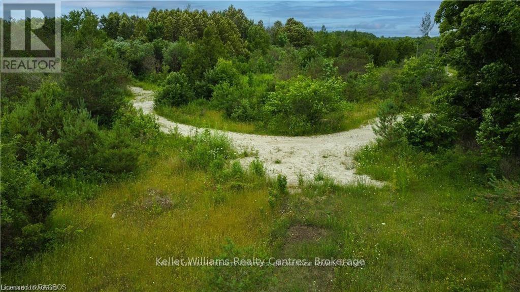 150 Lindsay Road 40, Northern Bruce Peninsula, Ontario  N0H 1Z0 - Photo 5 - X12189918