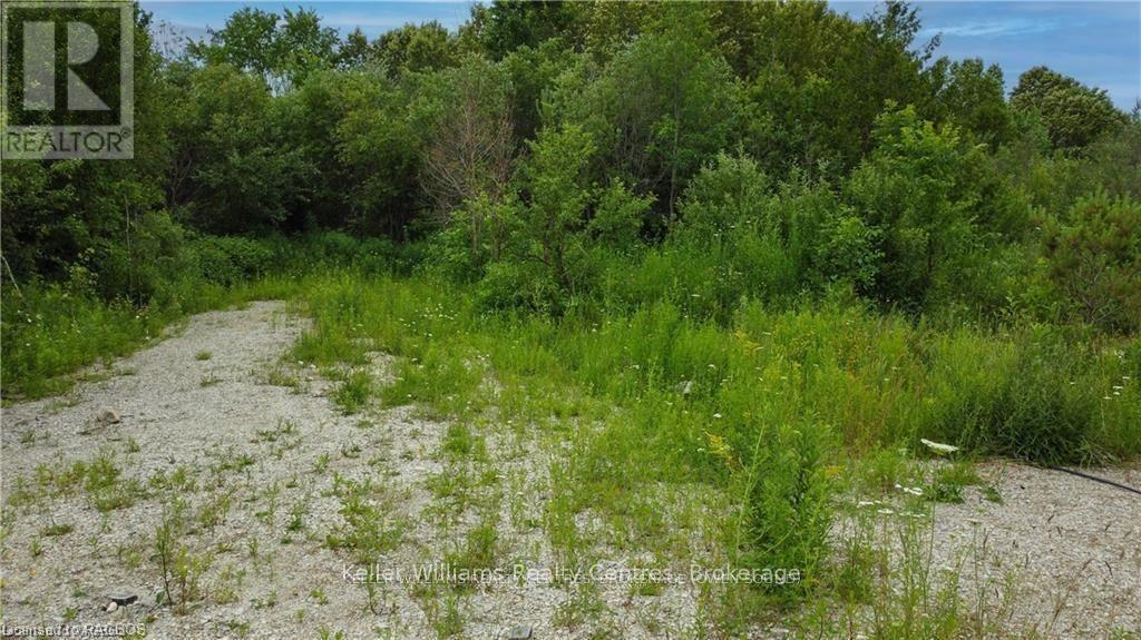 150 Lindsay Road 40, Northern Bruce Peninsula, Ontario  N0H 1Z0 - Photo 6 - X12189918