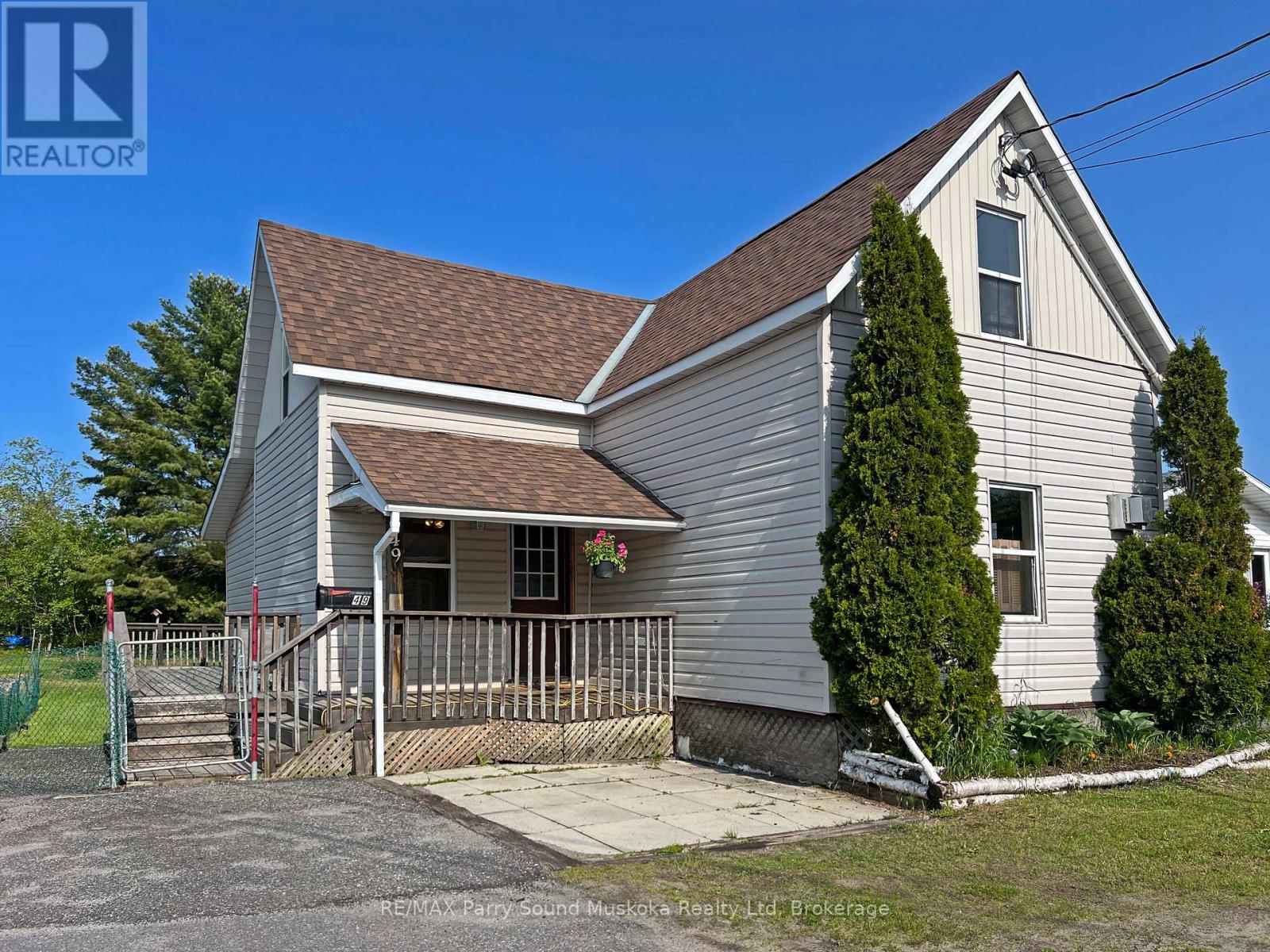49 EMILY STREET, Parry Sound, Ontario