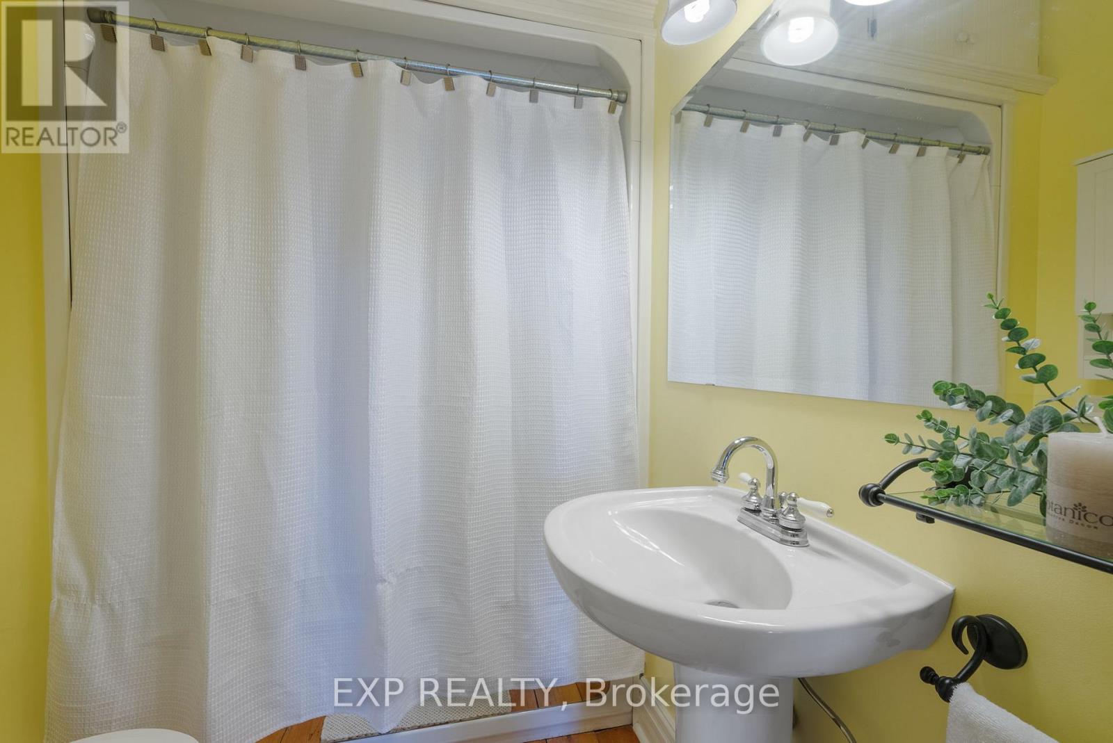 2 - 18 Chapel Street, Cobourg, Ontario  K9A 1H9 - Photo 14 - X12189878
