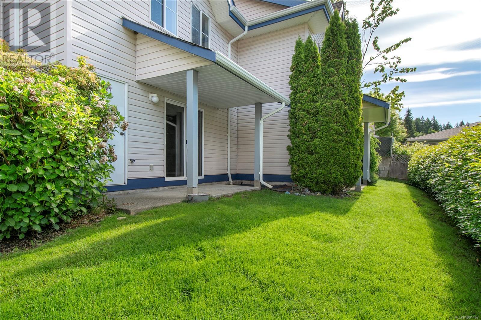 Property at 10 1335 Creekside Way image 4