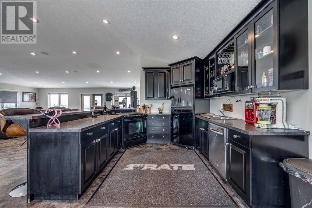 4300 Memorial Trail, Sylvan Lake, Alberta  T4S 0R1 - Photo 41 - A2225268