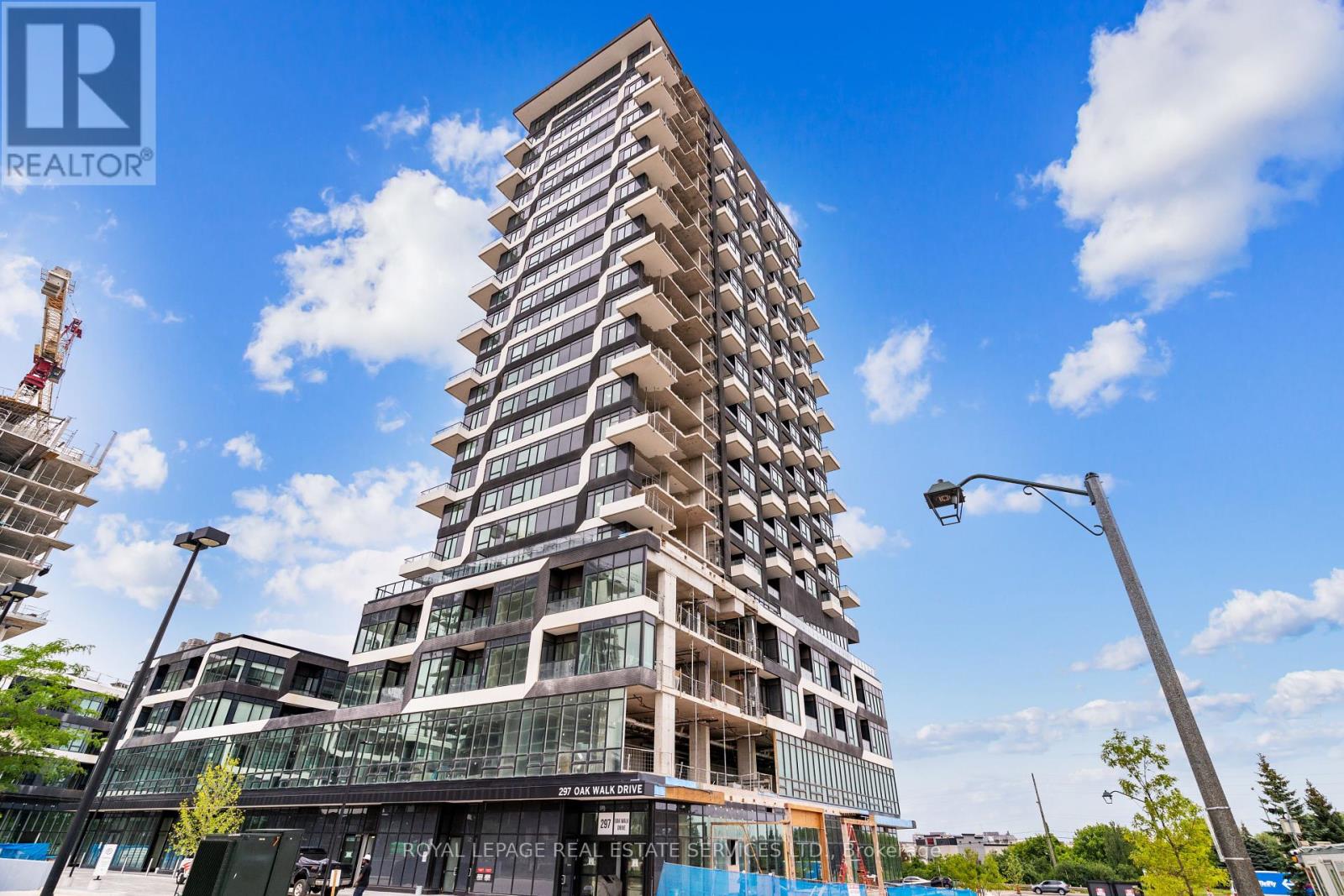 1709 - 297 OAK WALK DRIVE, Oakville, Ontario