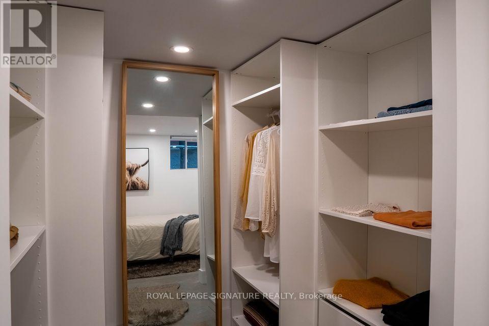 Lower - 166 Oakmount Road, Toronto (High Park North), Ontario  M6P 2N9 - Photo 16 - W12189820