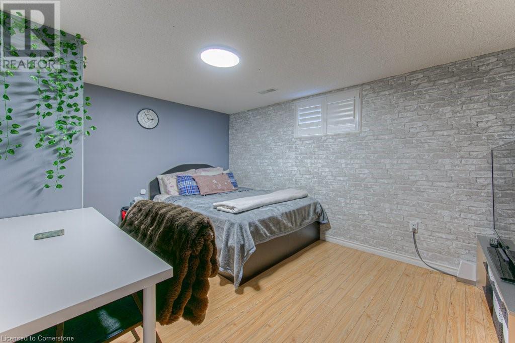 33 Juniper Drive, Hamilton, Ontario  L8E 4C7 - Photo 35 - 40736144