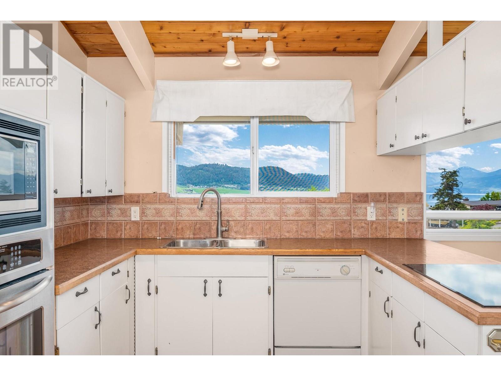 7007 Appaloosa Way, Vernon, British Columbia  V1H 1B9 - Photo 13 - 10345861