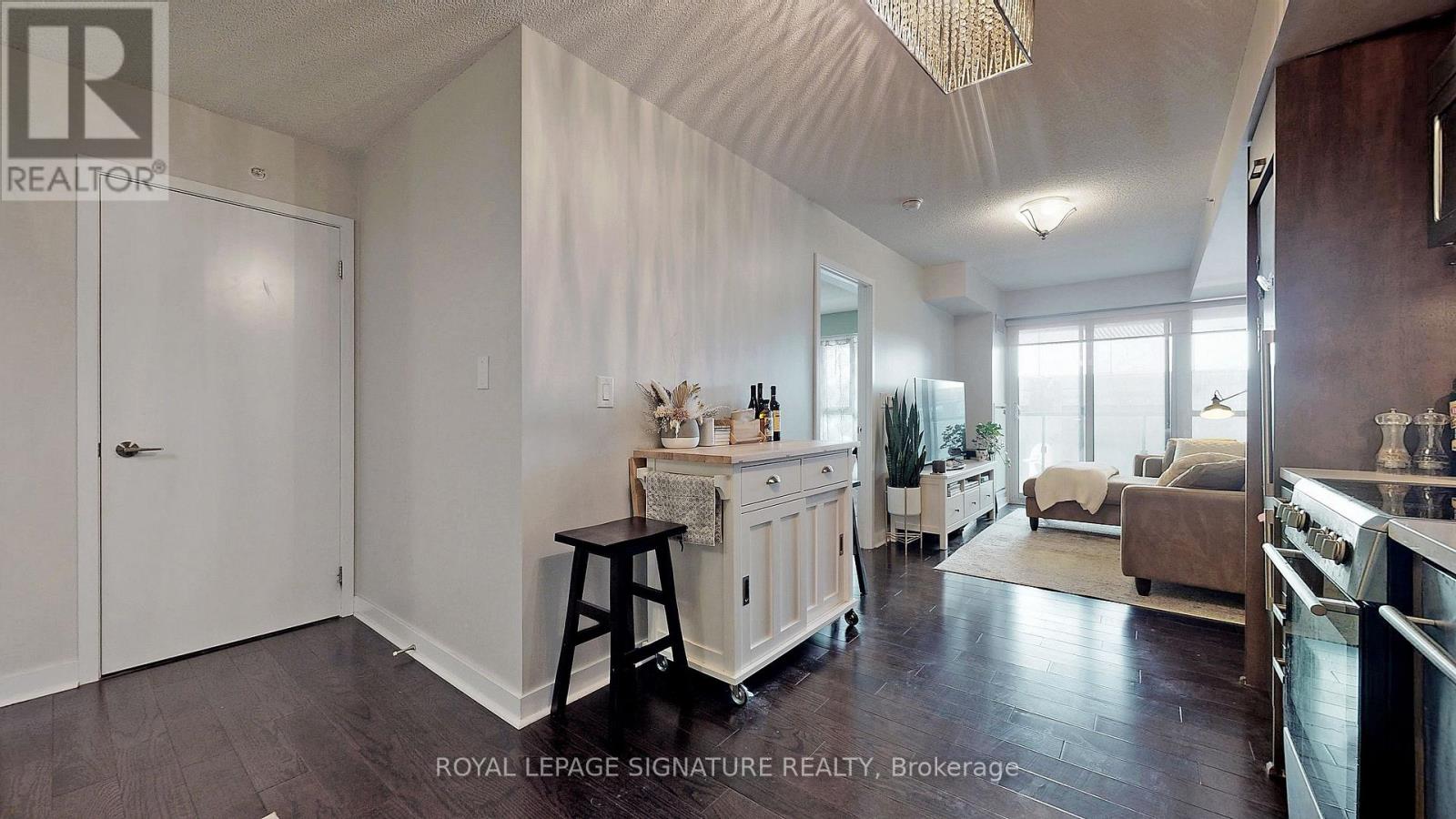 822 - 295 Adelaide Street W, Toronto (Waterfront Communities), Ontario  M5V 0L4 - Photo 4 - C12189908