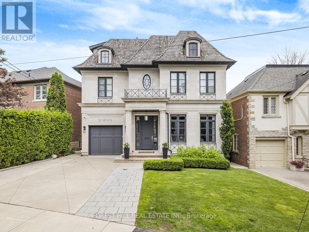 19 Vesta Drive, Toronto, Ontario  M5P 2Z4 - Photo 1 - C12189912