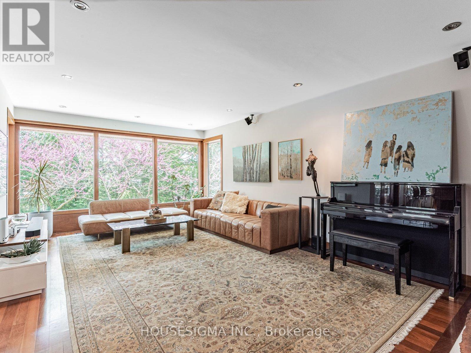 94 Laurentide Drive, Toronto, Ontario  M3A 3E5 - Photo 4 - C12189921