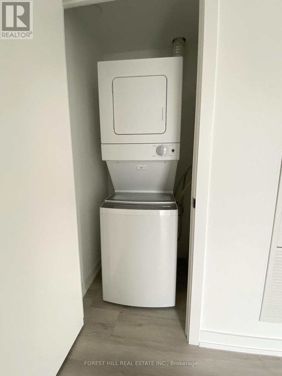 509 - 2000 Bathurst Street, Toronto (Humewood-Cedarvale), Ontario  M5P 0A7 - Photo 11 - C12189980