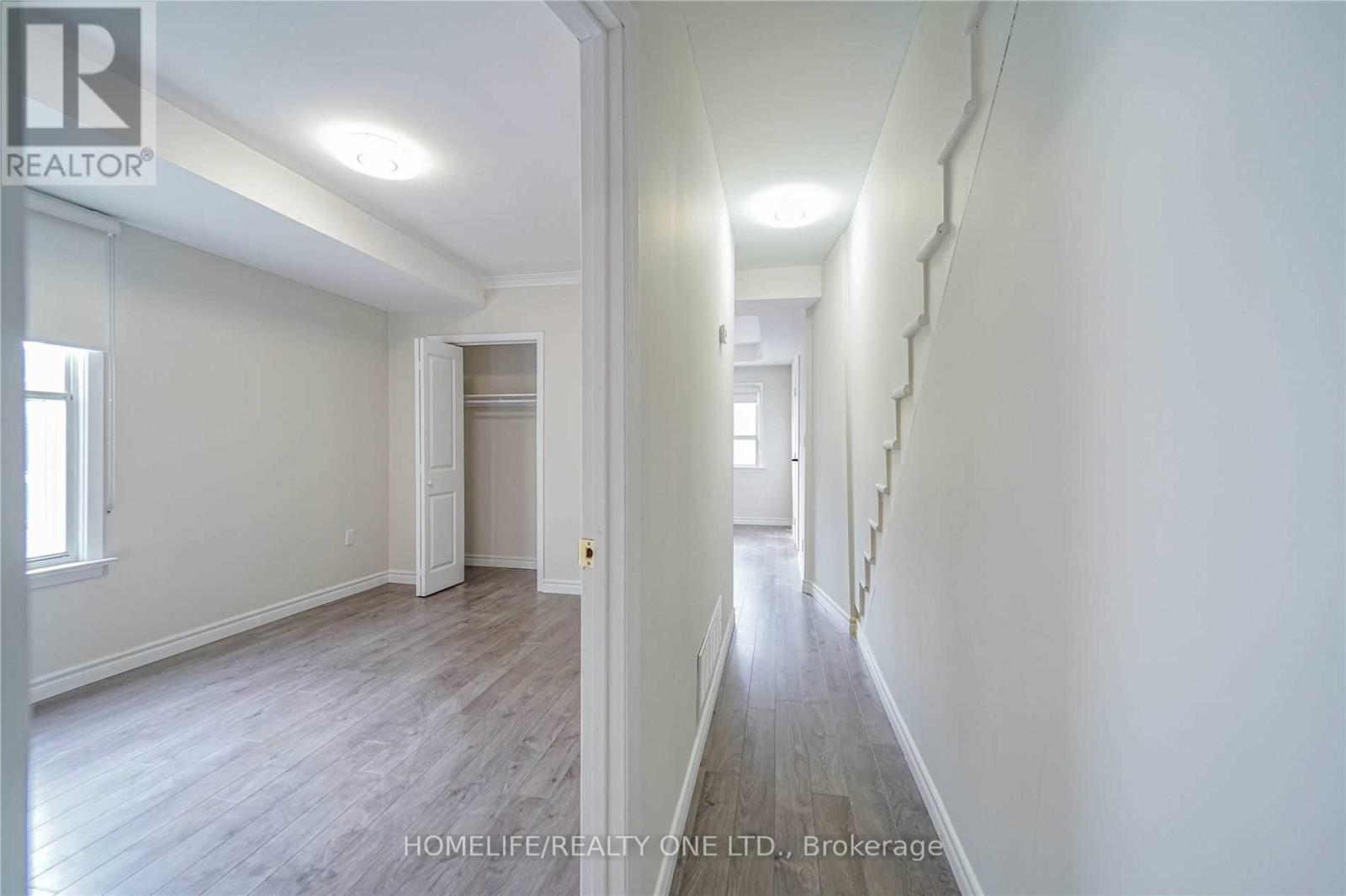 Main - 104 Benson Avenue, Toronto (Wychwood), Ontario  M6G 2J1 - Photo 10 - C12189997