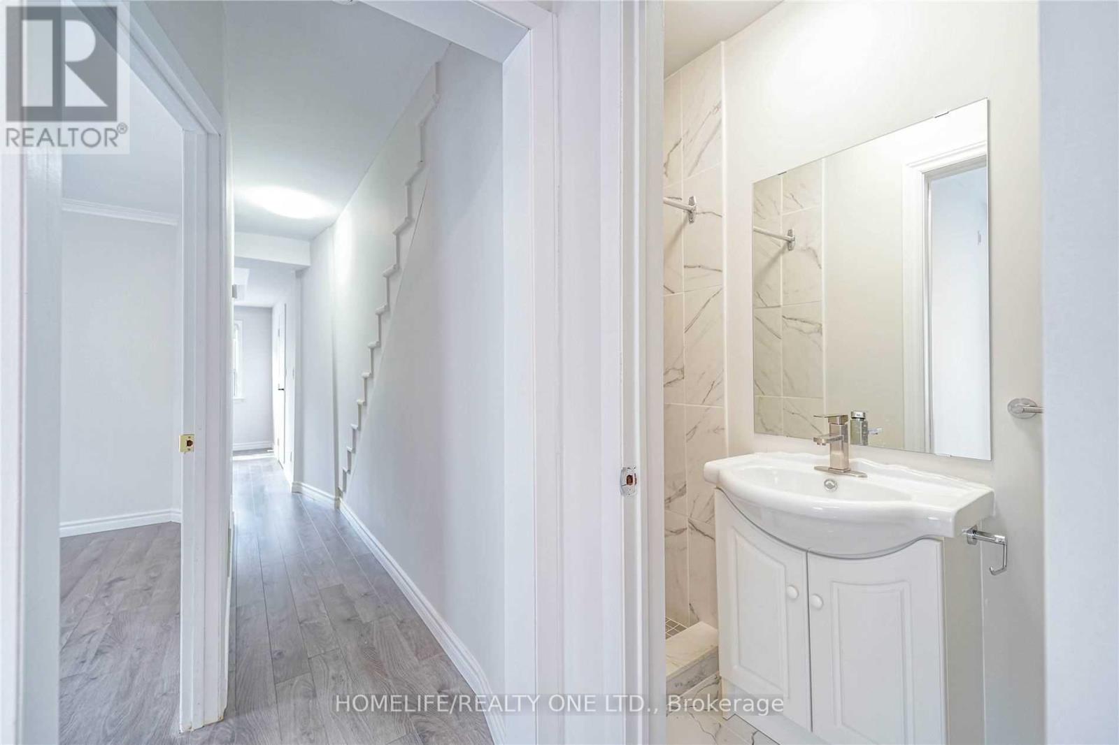 Main - 104 Benson Avenue, Toronto (Wychwood), Ontario  M6G 2J1 - Photo 23 - C12189997