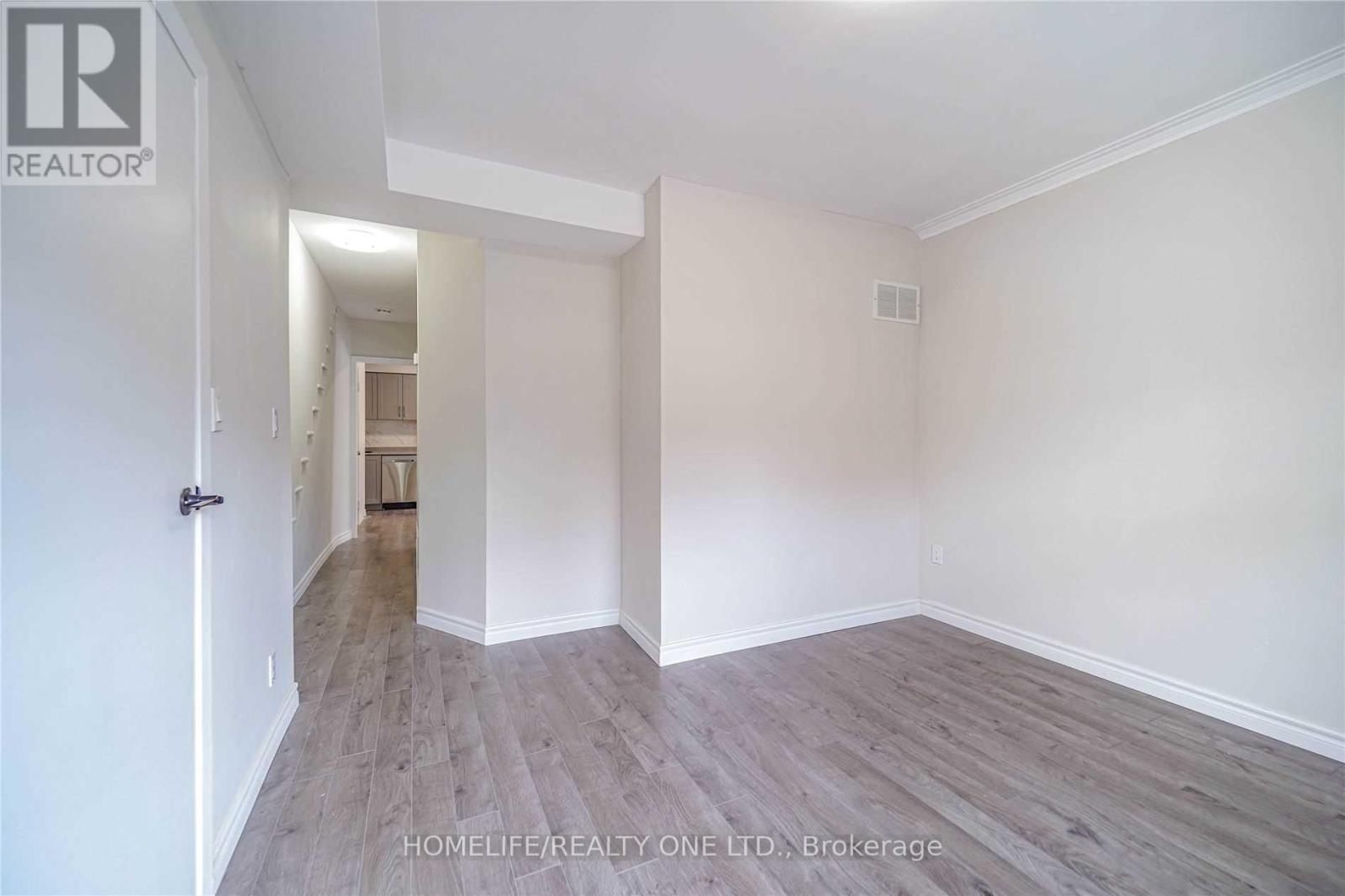 Main - 104 Benson Avenue, Toronto (Wychwood), Ontario  M6G 2J1 - Photo 9 - C12189997