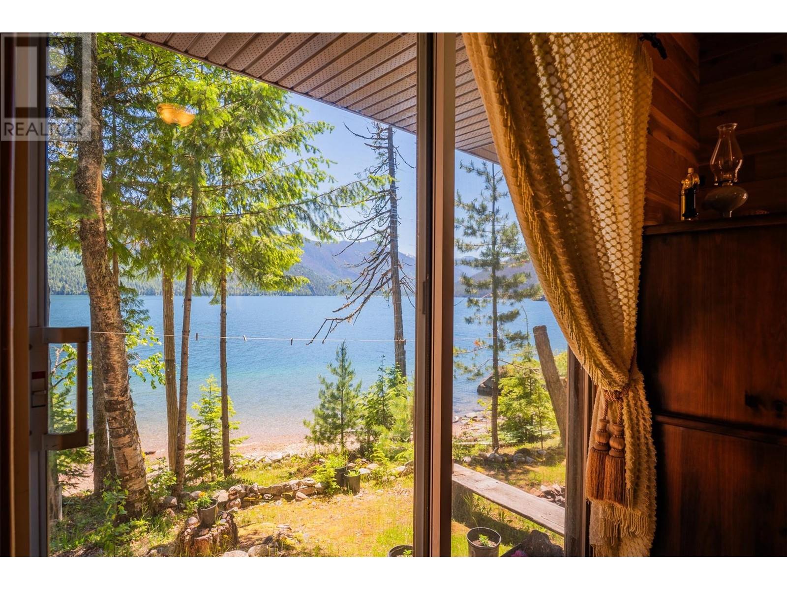 9557 Slocan Lake, Slocan, British Columbia  V0G 2C0 - Photo 30 - 10348772