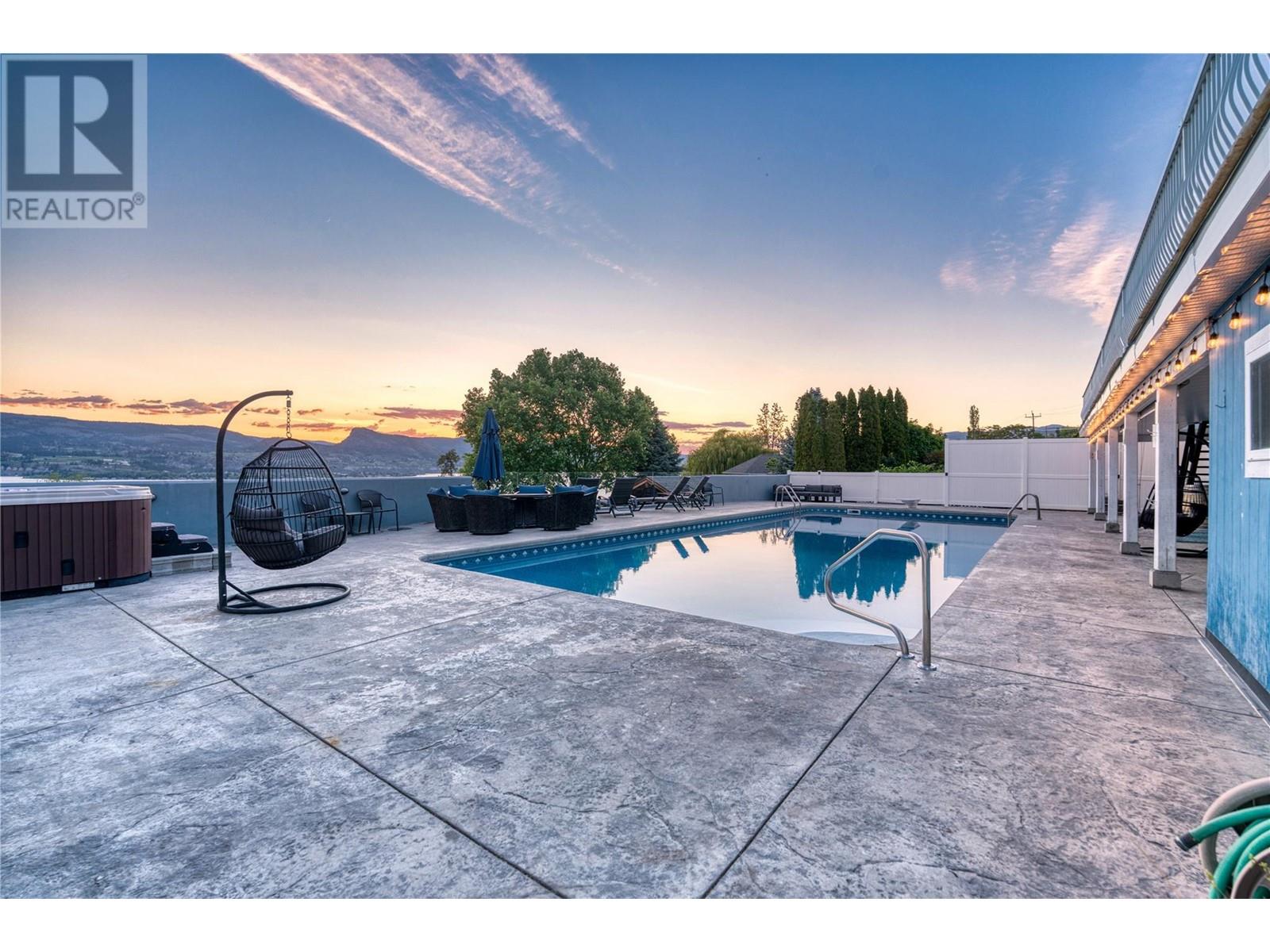 2205 Naramata Road, Naramata, British Columbia  V0H 1N1 - Photo 1 - 10350058