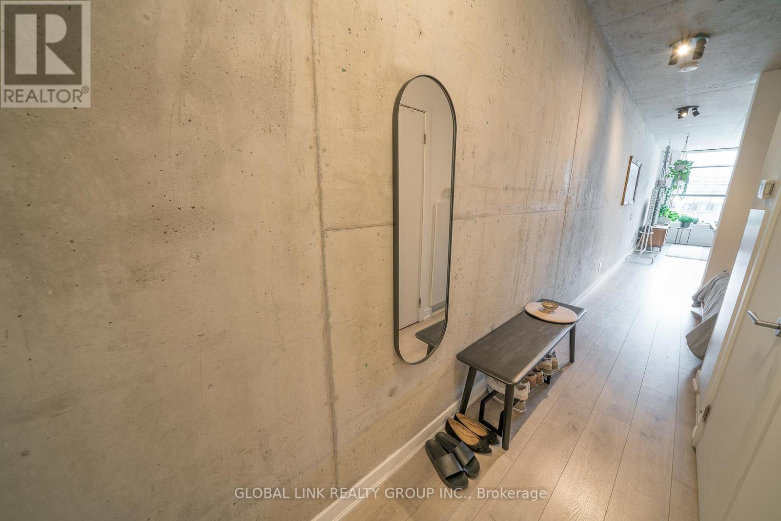 306 - 319 Carlaw Avenue, Toronto, Ontario  M4M 0A4 - Photo 3 - E12189873