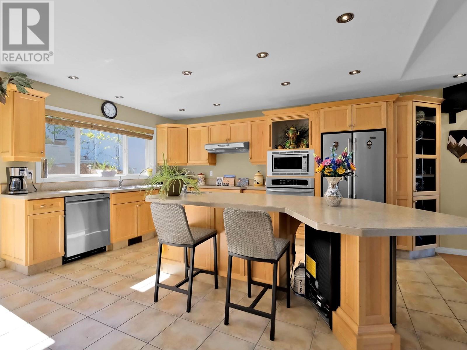 695 Pineview Road Unit# 102, Penticton, BC V2A7S8