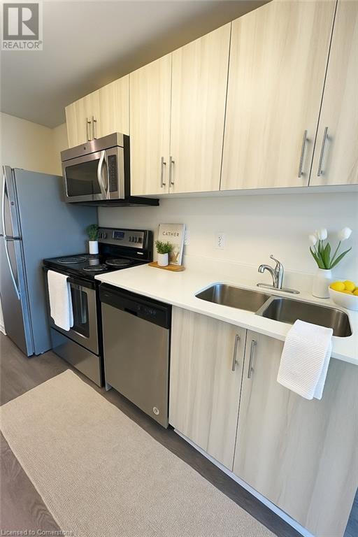 158 King Street N Unit# 602, Waterloo, Ontario  N2J 0E5 - Photo 3 - 40736036