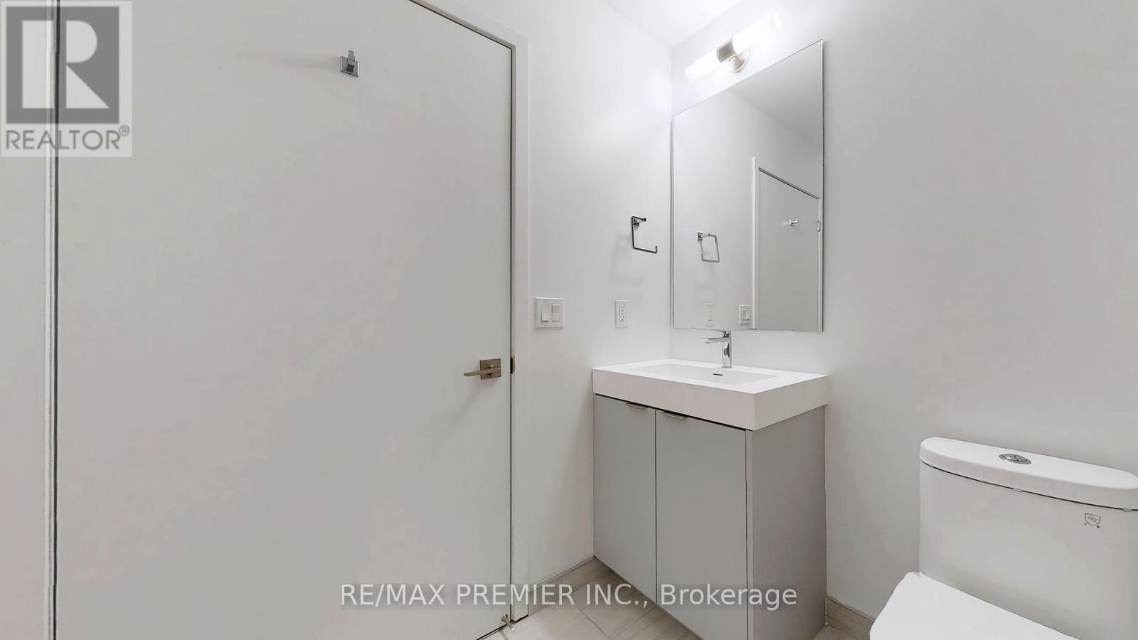 1532 - 498 Caldari Road, Vaughan, Ontario  L4K 0R6 - Photo 30 - N12189898