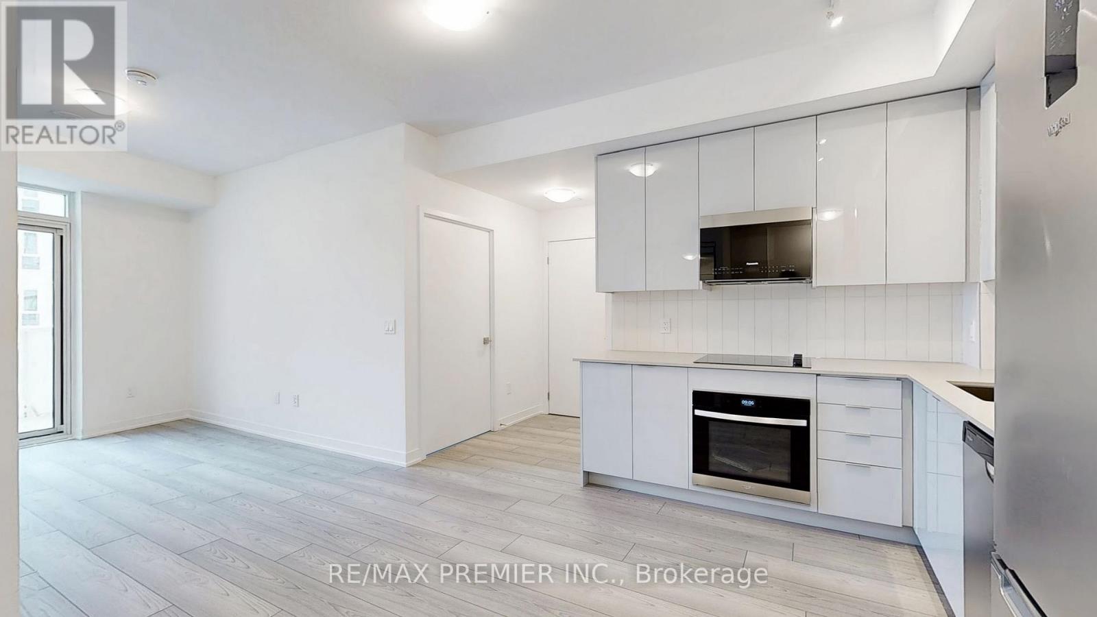 1532 - 498 Caldari Road, Vaughan, Ontario  L4K 0R6 - Photo 7 - N12189898