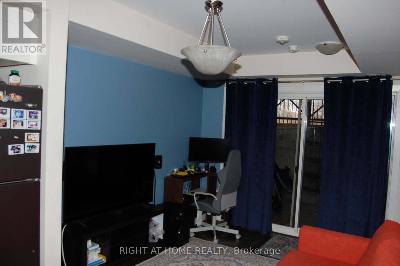 2216 - 10 Westmeath Lane, Markham (Cornell), Ontario  L6B 1N5 - Photo 2 - N12189936