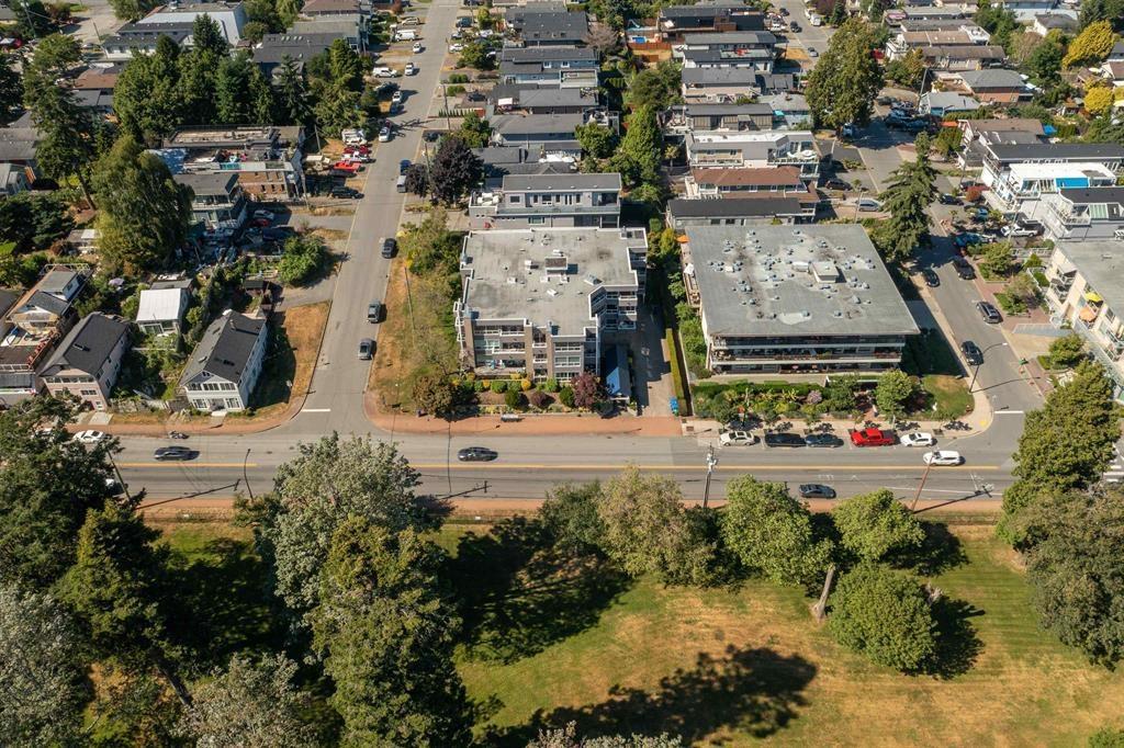 101 15717 MARINE DRIVE, White Rock real estate listing R2987202 for sale