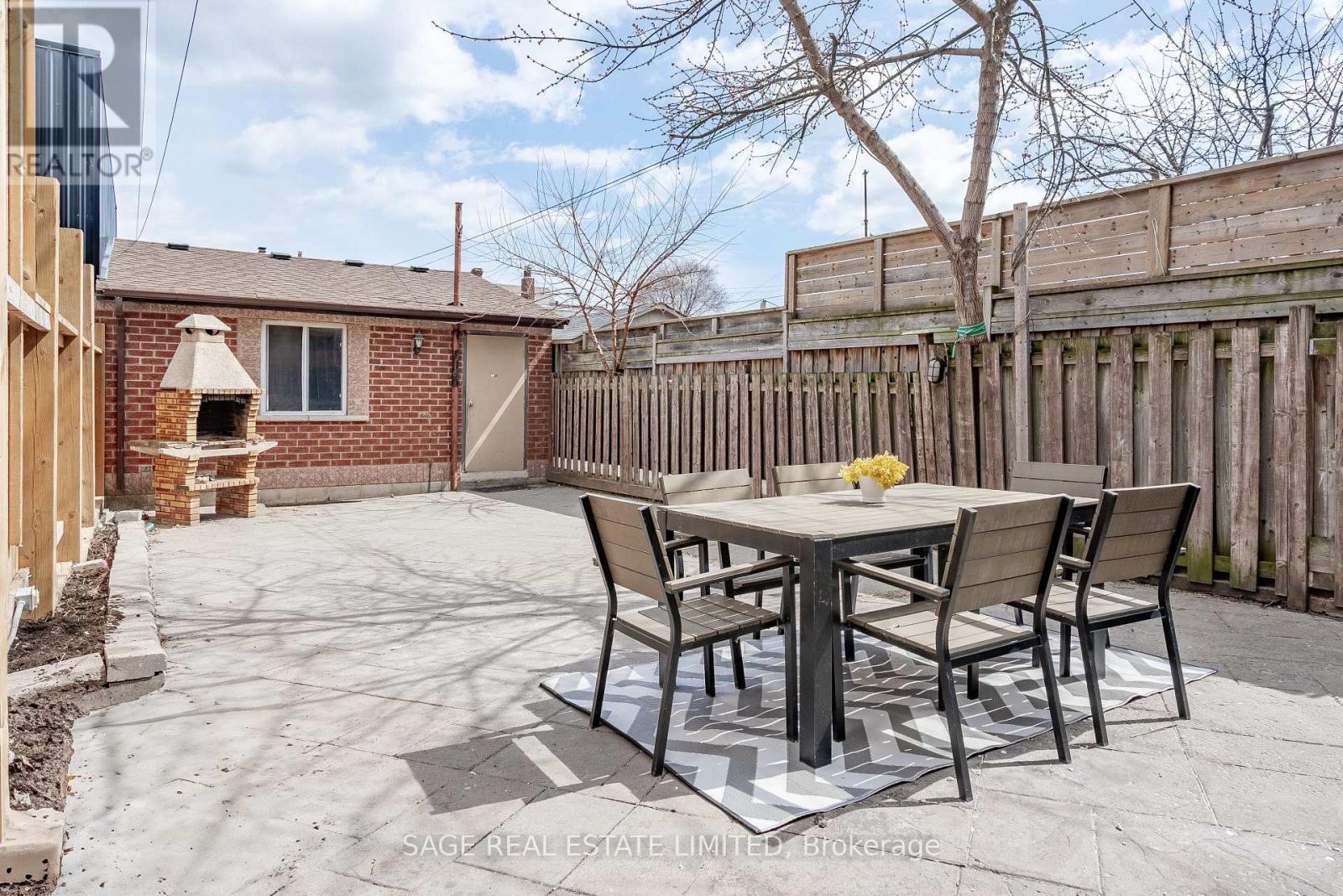 147 Boon Avenue, Toronto, Ontario  M6E 3Z6 - Photo 44 - W12189882