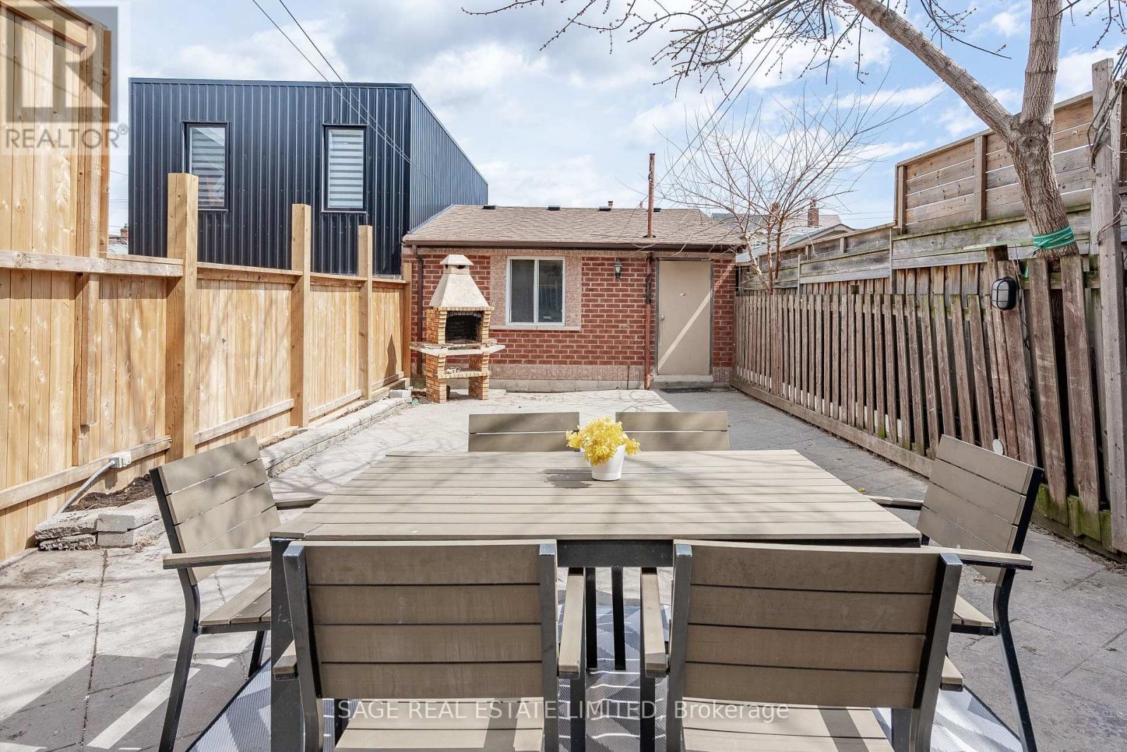 147 Boon Avenue, Toronto, Ontario  M6E 3Z6 - Photo 45 - W12189882