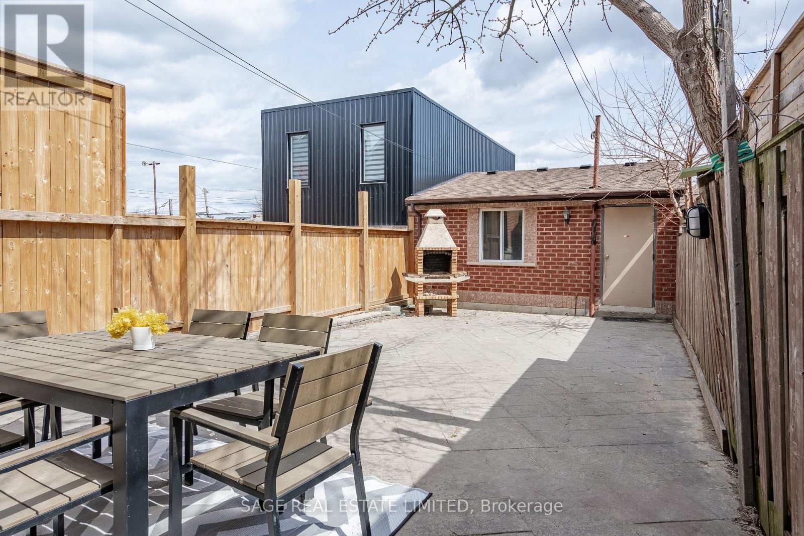 147 Boon Avenue, Toronto (Corso Italia-Davenport), Ontario  M6E 3Z6 - Photo 46 - W12189882