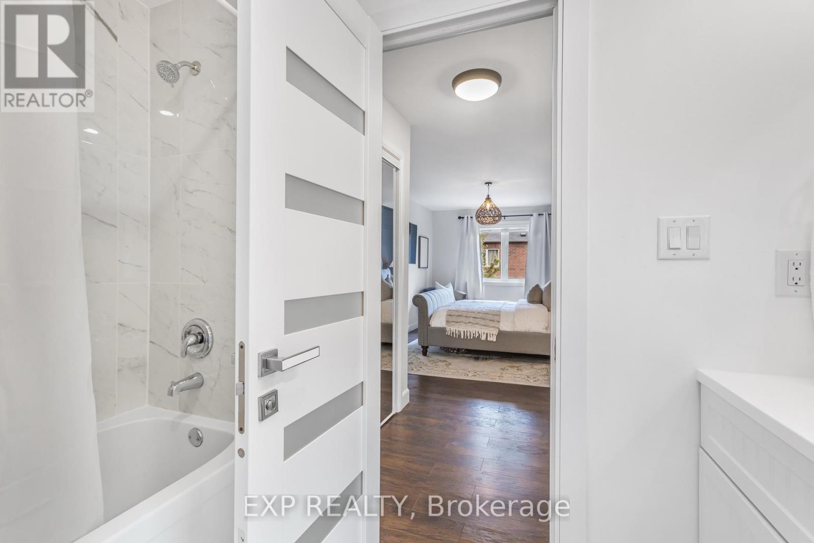 768 Dow Landing Street, Milton, Ontario  L9T 7P6 - Photo 15 - W12189903