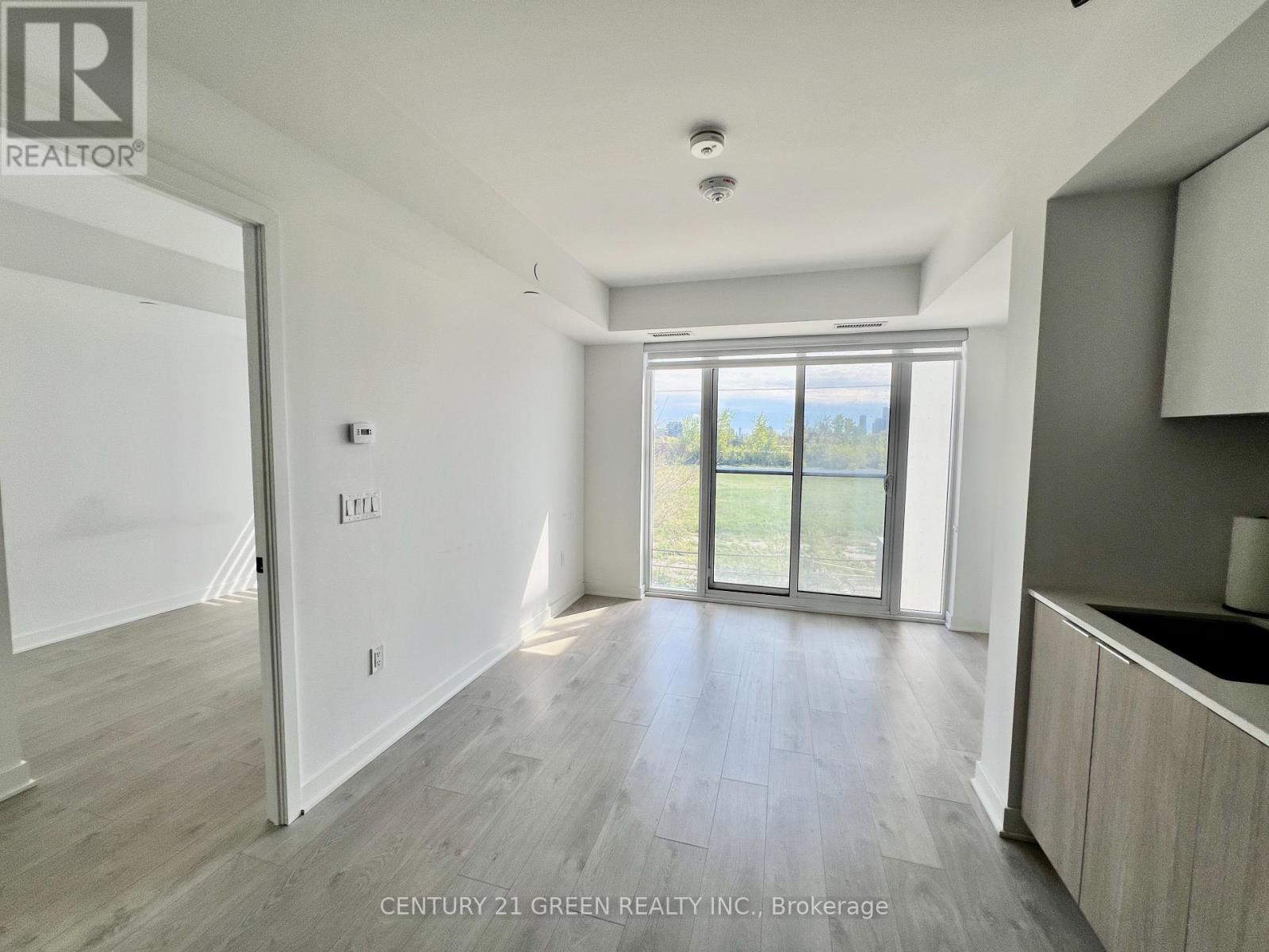 321 - 36 Zorra Street, Toronto, Ontario  M8Z 0G5 - Photo 4 - W12189965