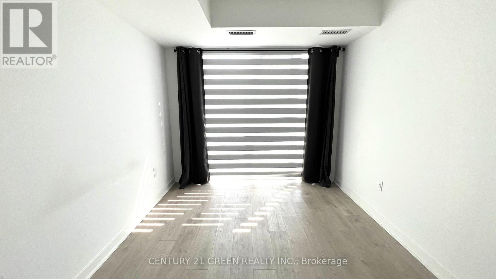 321 - 36 Zorra Street, Toronto, Ontario  M8Z 0G5 - Photo 9 - W12189965