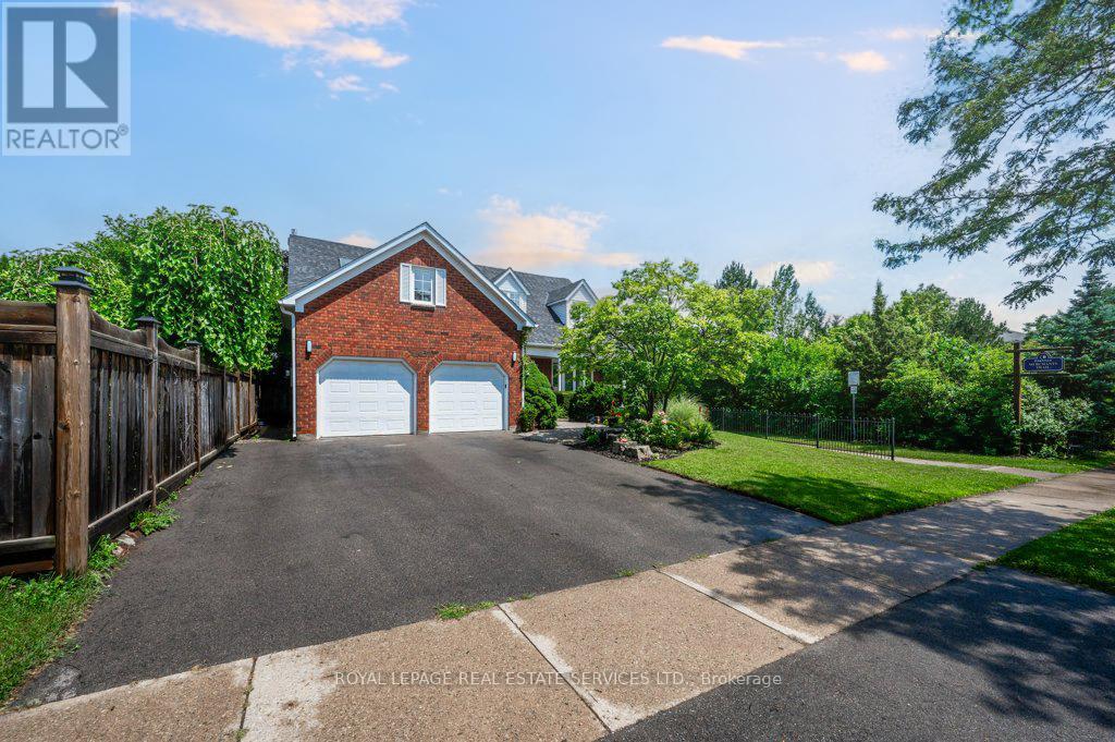 1457 Postmaster Drive, Oakville, Ontario  L6M 2Z4 - Photo 2 - W12189971