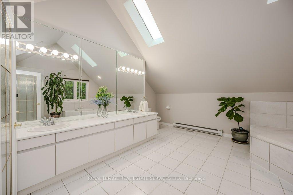 1457 Postmaster Drive, Oakville, Ontario  L6M 2Z4 - Photo 24 - W12189971