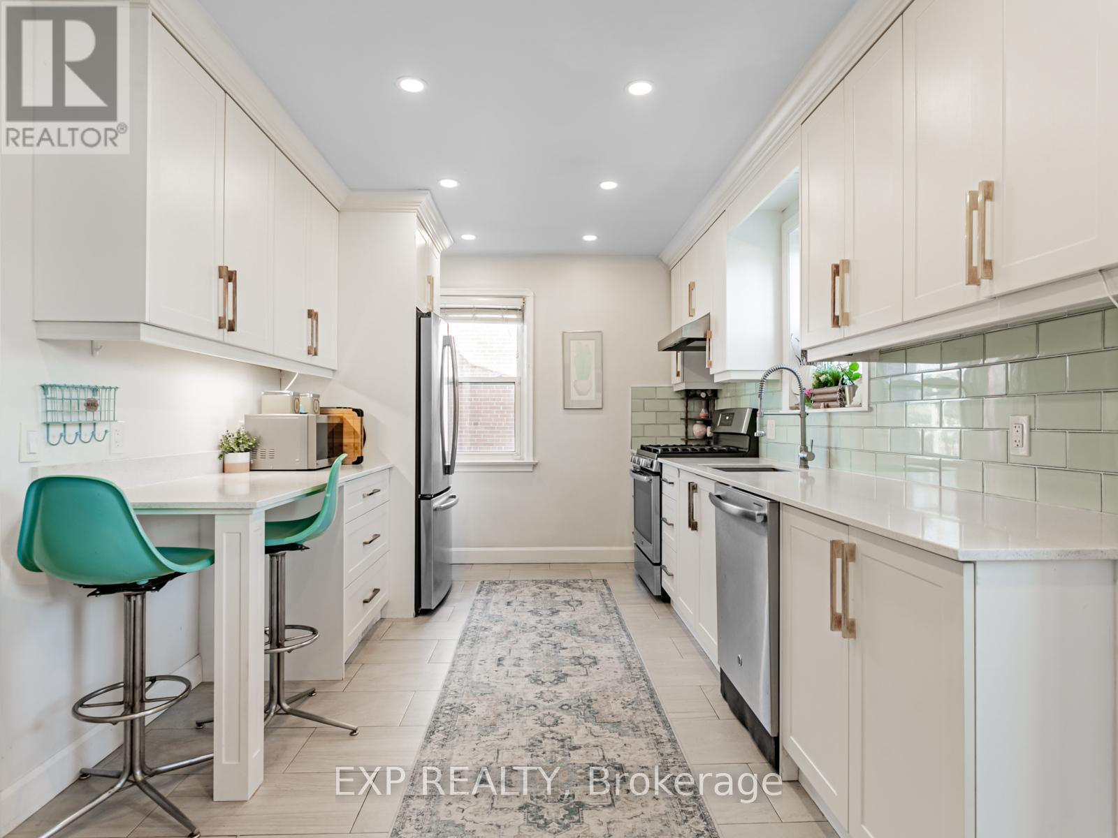 1603 Blanefield Road, Mississauga, Ontario  L5G 4H3 - Photo 10 - W12189973