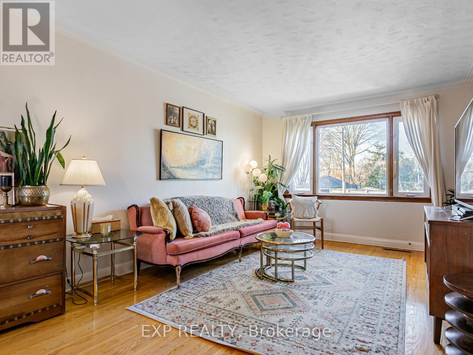 1603 Blanefield Road, Mississauga, Ontario  L5G 4H3 - Photo 4 - W12189973