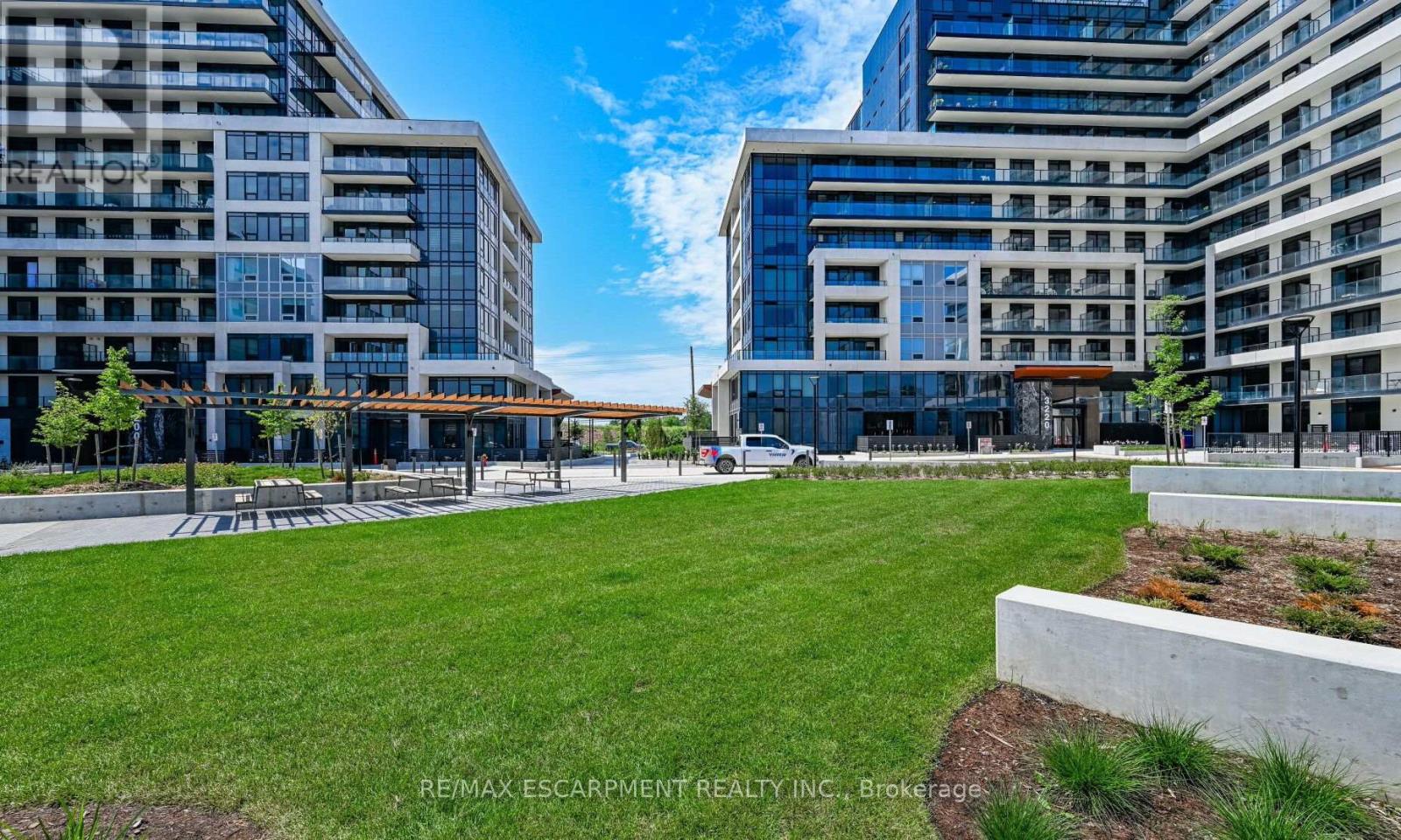 607 - 3220 William Coltson Avenue, Oakville, Ontario  L6H 7X9 - Photo 19 - W12189992