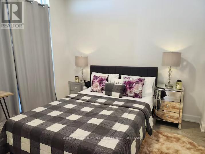 607 - 3220 William Coltson Avenue, Oakville, Ontario  L6H 7X9 - Photo 9 - W12189992