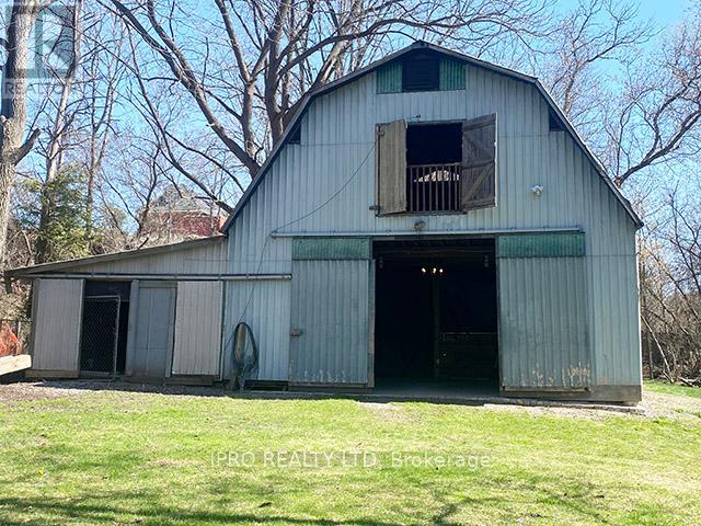 7454 Old Church Road, Caledon, Ontario  L7C 0H5 - Photo 32 - W12115407