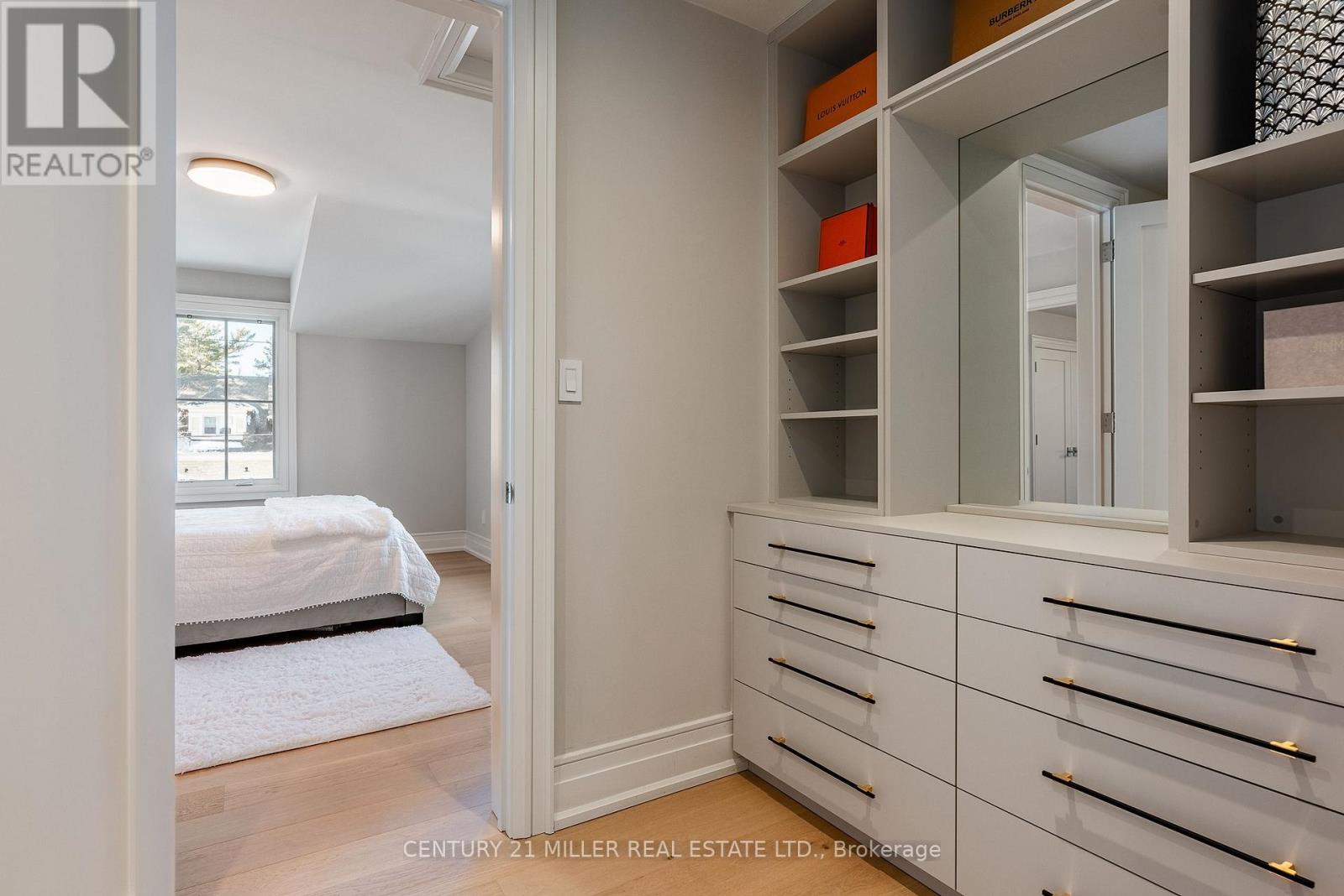 1310 Duncan Road, Oakville, Ontario  L6J 2P8 - Photo 28 - W12131667