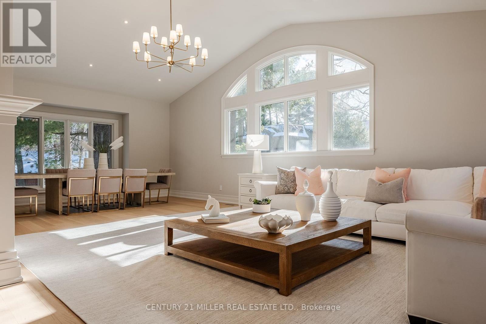1310 Duncan Road, Oakville, Ontario  L6J 2P8 - Photo 6 - W12131667